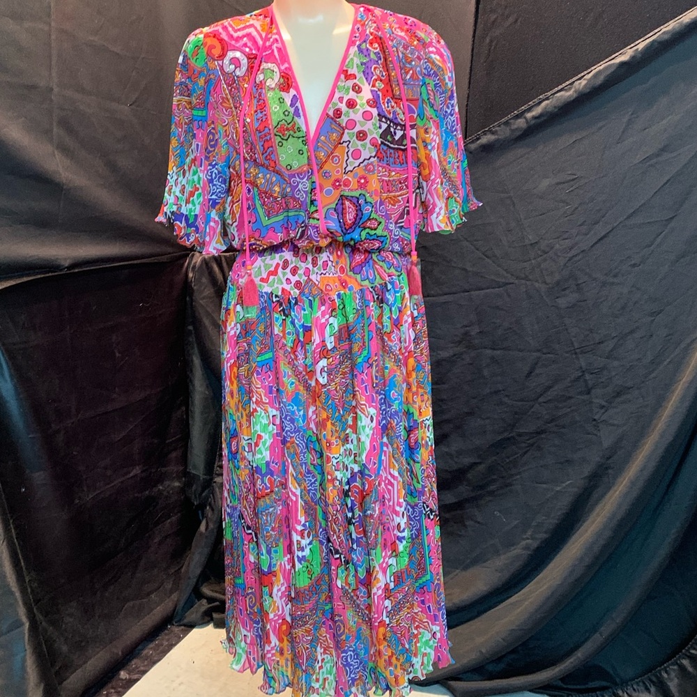 Diane Freis Original polyester pink beaded dress